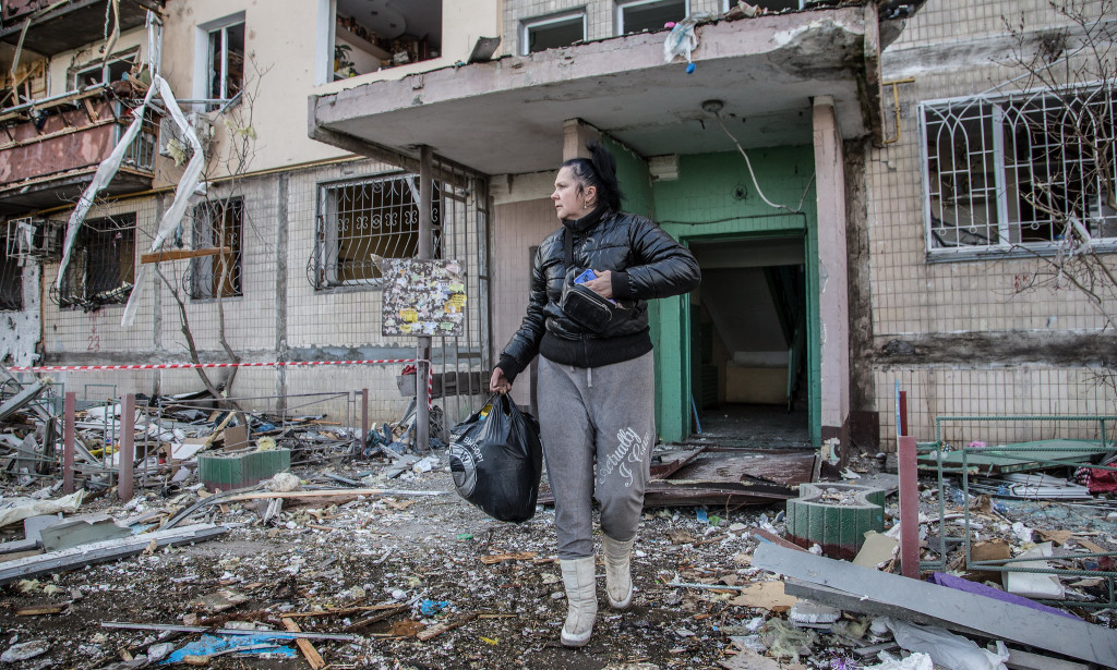 5 000 $ LE PRIX DE LA VIE EN UKRAINE