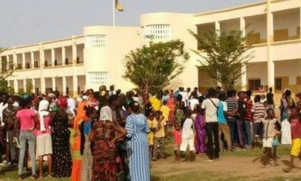 Kaolack : la police lance le programme EDUPOLSEN au Nouveau Lycée